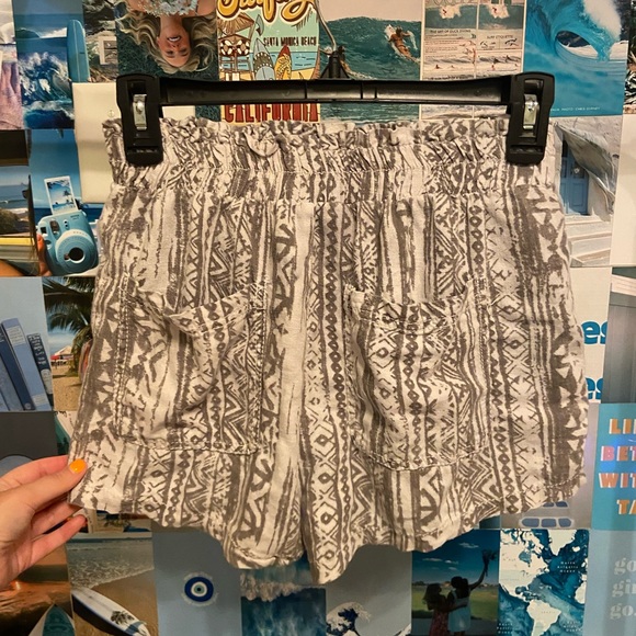 Short - Picture 2 of 2